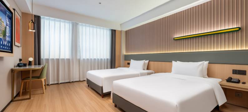 IU酒店(重庆巫溪逍遥广场店)图片