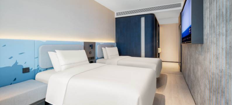 上海外滩大世界地铁站轻居酒店图片