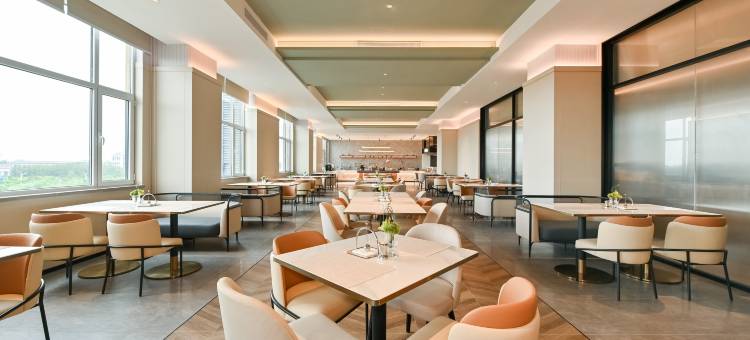 如家精选酒店(银川兰傒谷商务广场店)图片