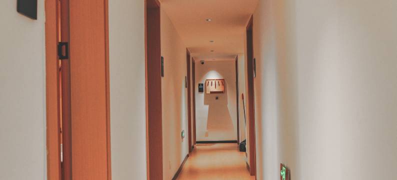 禾绒道连锁民宿(四姑娘山风情街店)图片