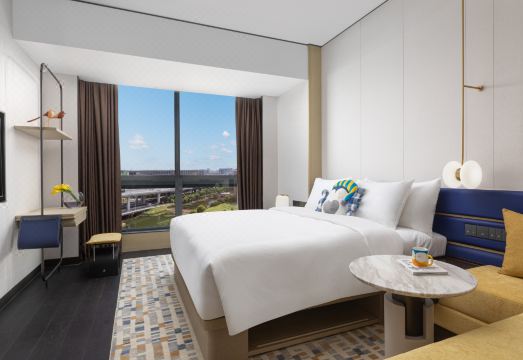 voco Suites Shanghai Hongqiao CBD Hotel Overview