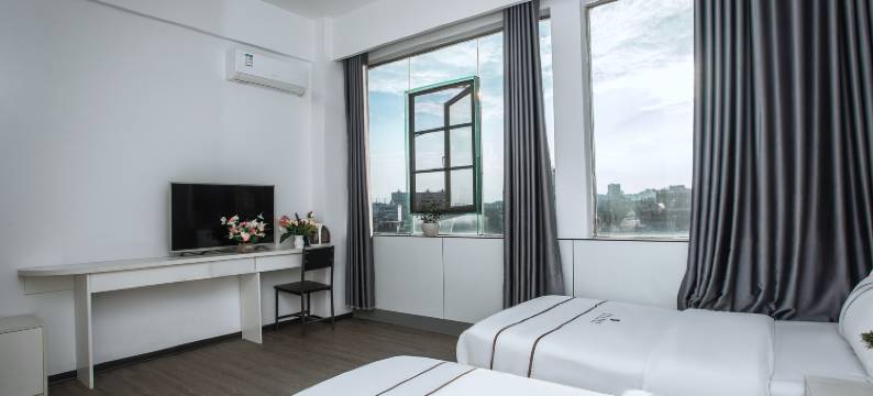 建水汽车主题酒店(建水大道店)图片