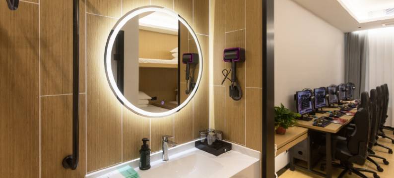 S电竞智能酒店(太原机场富士康科技工业园店)图片