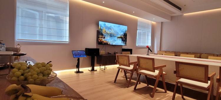 临潮公寓(海宁盐官观潮景区店)图片