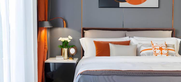 铂斯登·云端雅居(深圳京基滨河时代下沙地铁站店)图片