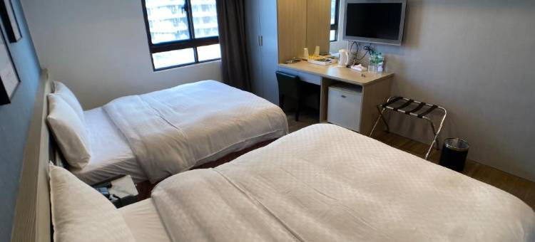 斑鳩巢行旅图片