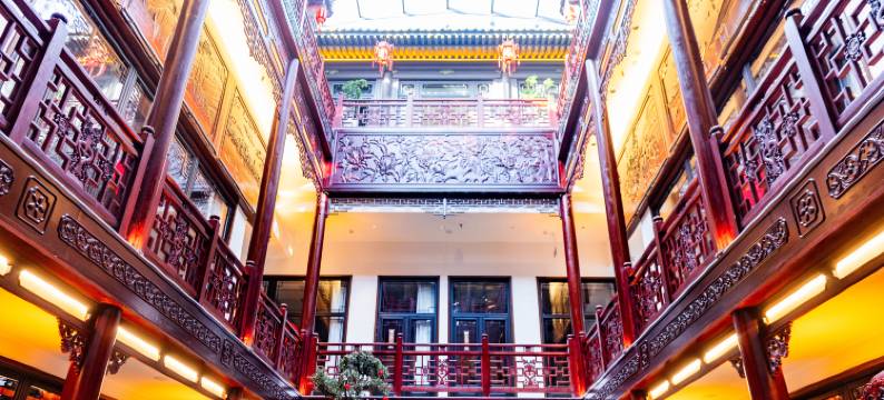 云中超然阁•红木设计师度假民宿(大同古城华严寺店)图片