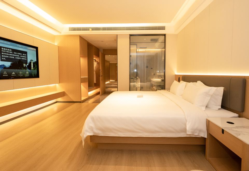 Hotel Overview