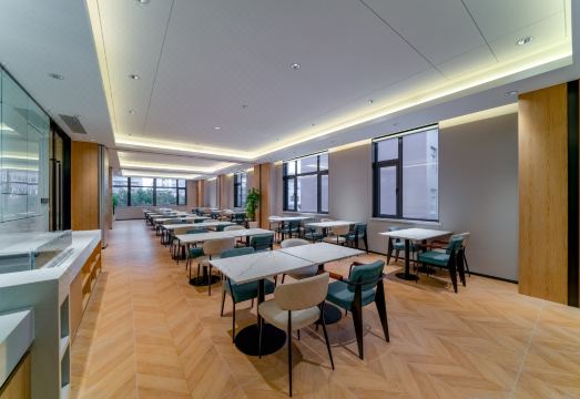 Fairfield by Marriott Shanghai Hongqiao Hotel Overview