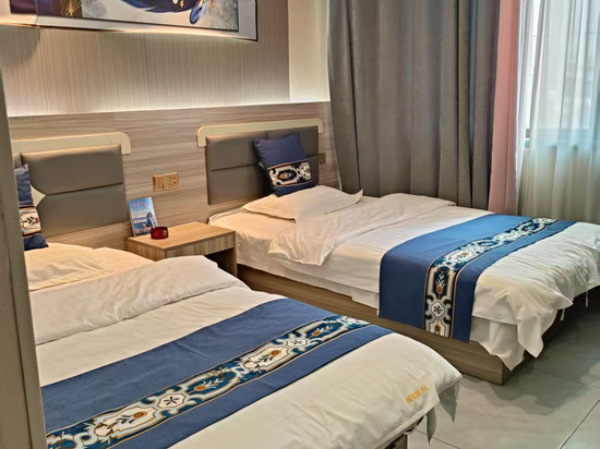 AA连锁酒店(成武大田集车站店)