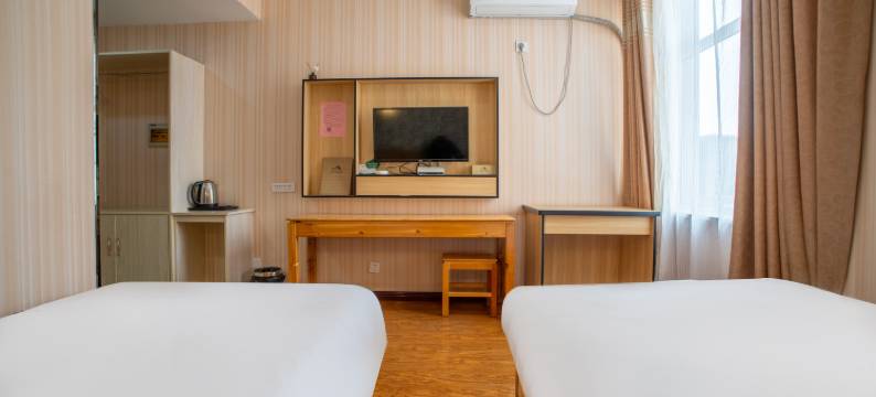 七彩丹霞鸿源酒店图片