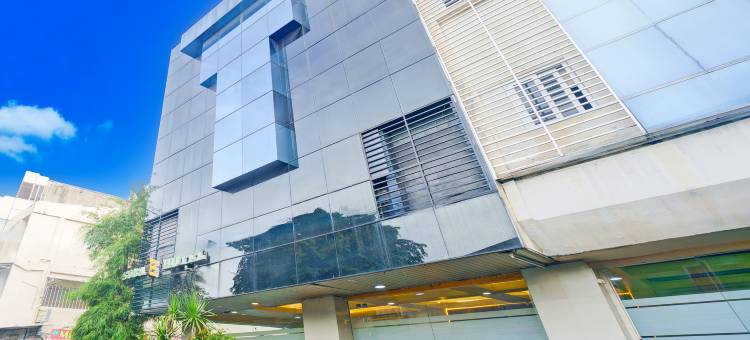 Hotel O Tanjung Duren 近 Citraland 商场 原 Suba 酒店(Hotel O Tanjung Duren Near Mall Citraland Formerly Suba Hotel)图片