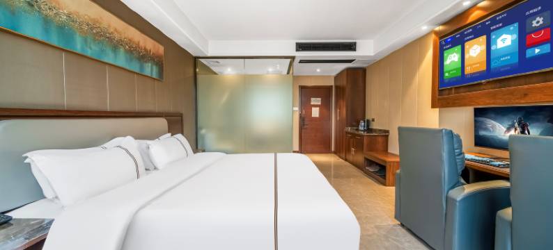 斗鱼电竞酒店(淮南蔡新路店)图片