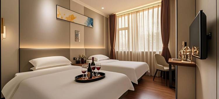 沐子里主题酒店(仪陇县高铁站店)图片