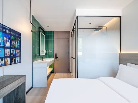 如家华驿精选酒店(唐山火车站河北能源职业技术学院店)