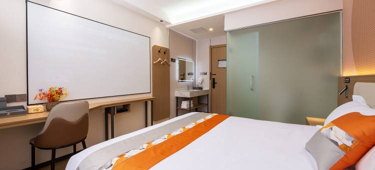 亚悦酒店(石河子幸福路步行街店)图片