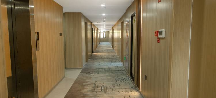 千悦酒店(霍尔果斯国门景区店)图片