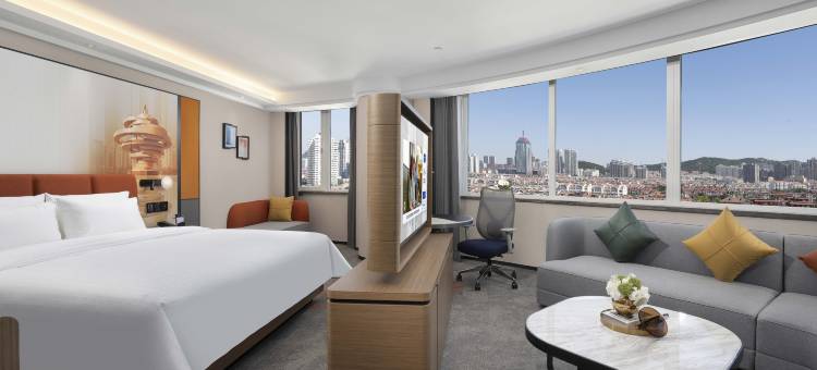 青岛五四广场奥帆中心希尔顿欢朋酒店图片