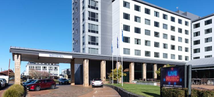 罗托鲁瓦湖畔诺富特酒店(Novotel Rotorua Lakeside)图片