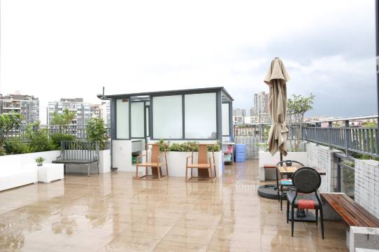 清辉云舍·LiveHouse星空露台花园美墅(顺峰山公园清晖园店)图片