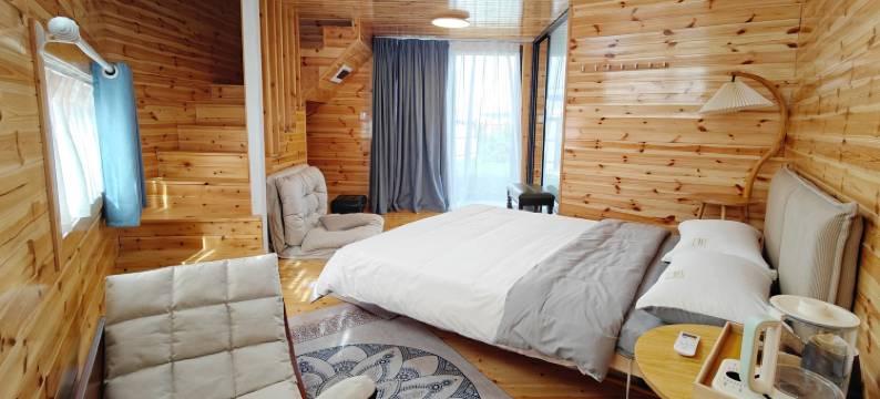 黑山头镇七月青年旅舍图片