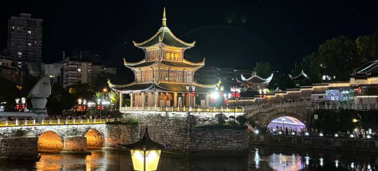 贵阳南明OYO朋来酒店(万象城火车站店)图片