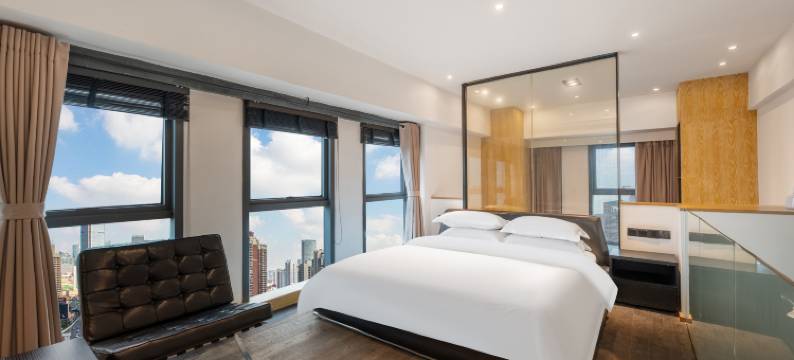 夕栖·DAVID’S DEER HOTEL(龙湖时代天街石油路地铁站店)图片