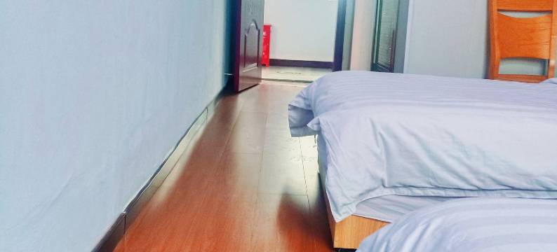 宝丰佳源宾馆(宝丰火车站店)图片