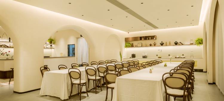 泊淼逸宿设计师酒店(崇左龙州店)图片