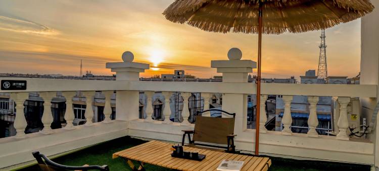 望寺居·侘寂美学设计师民宿(奉国寺步行街店)图片