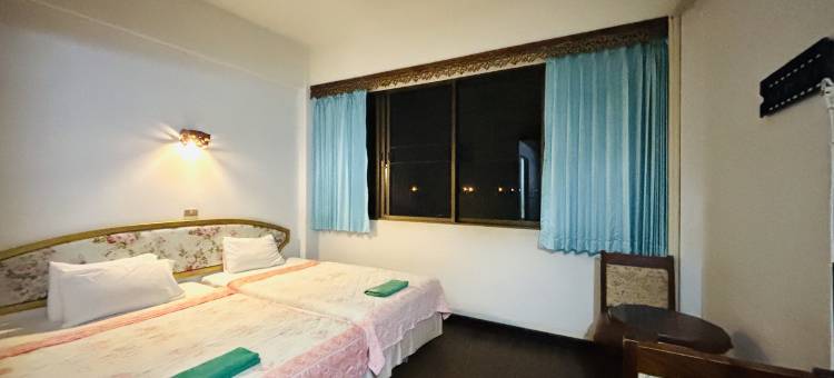 皇家乔曼恩酒店(Royal Jomanee Heritage)图片