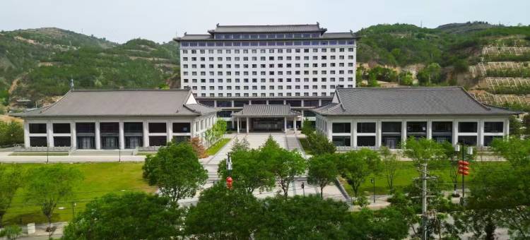 南梁法治教育基地图片