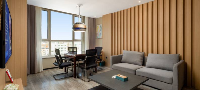 潮漫酒店(威海乳山人民广场青山路店)图片