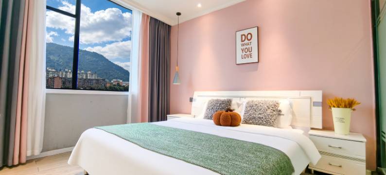 天全·顺江| WarmthWinSomeComfyClean酒店(天全中医院318国道店)图片