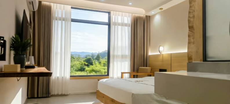 鉴山小院民宿图片