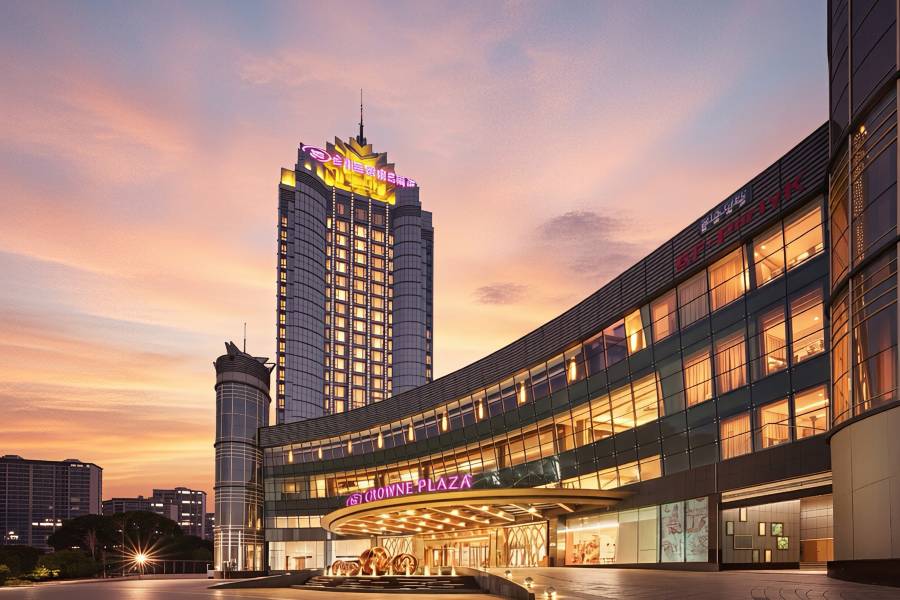 台州皇冠假日酒店(路橋十里長街店)