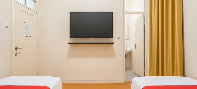 OYO 2452 酒店地铁(RedDoorz Near Metro Bandung)图片