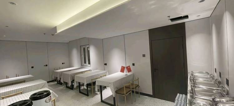 万呈酒店(威海火炬八街店)图片