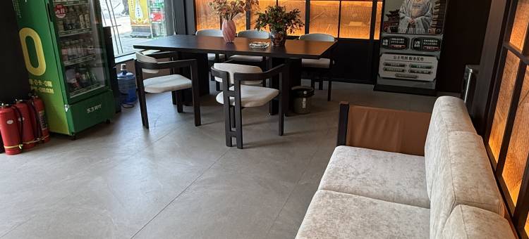 月泊隐舍酒店(开封鼓楼广场宋都皇城旅游度假区店)图片