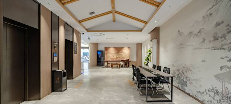迦洲·兰廷酒店(八一广场南昌火车站店)图片
