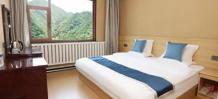 易游驻客栈(五台山护银沟店)图片