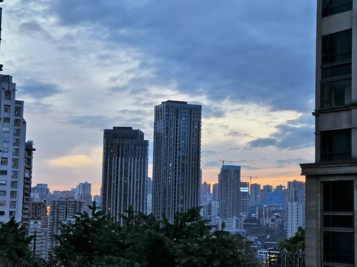 重庆斯维登服务公寓(洪崖洞解放碑店)图片