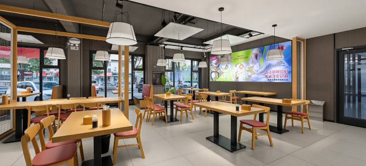 勃悦酒店图片