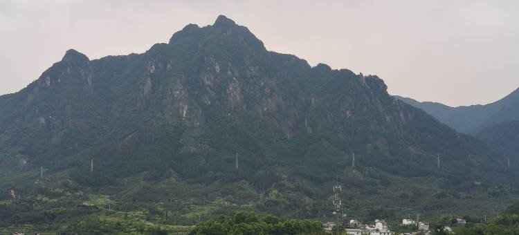 枕山揽月民宿图片