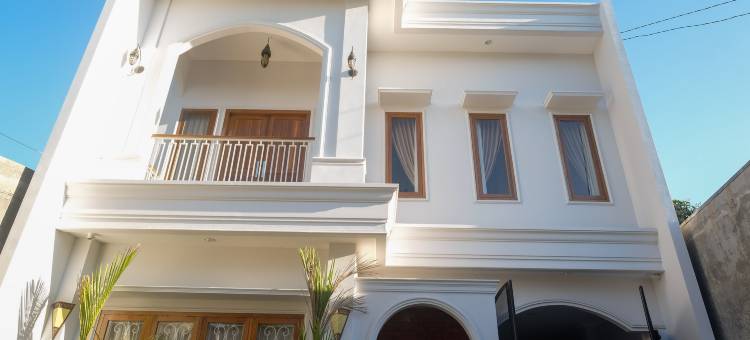 红门酒店·乌尔班景观·洛吉阿鲁姆·克拉滕站(Urbanview Syariah Loji Arum Stasiun Klaten by RedDoorz)图片