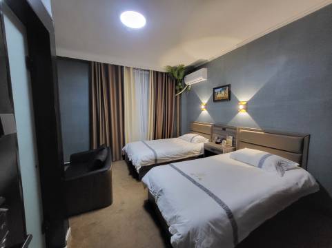 夜幕酒店(伊宁六星街景区店)图片