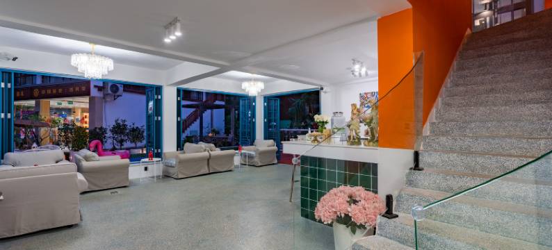 西双版纳景洪语霖纳舍设计师酒店(告庄西双景星光夜市店)图片