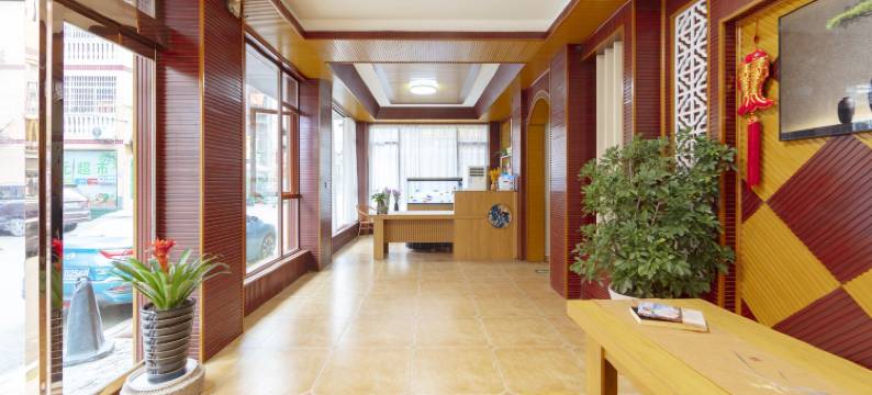 双木林客栈(天门山索道店)图片