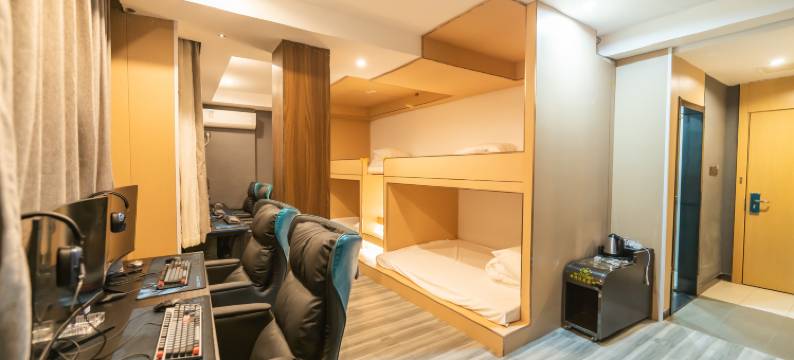 云启电竞酒店(高安汽车南站店)图片