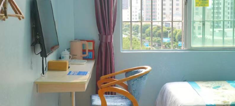 聚缘商务酒店(湛江高铁西站店)图片